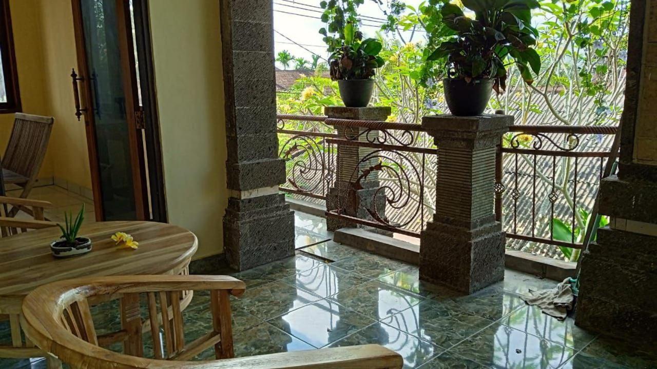 Regina Guest House Ubud Exterior foto
